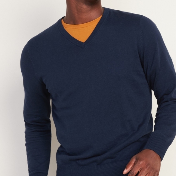Dkny Other - V neck sweater for men